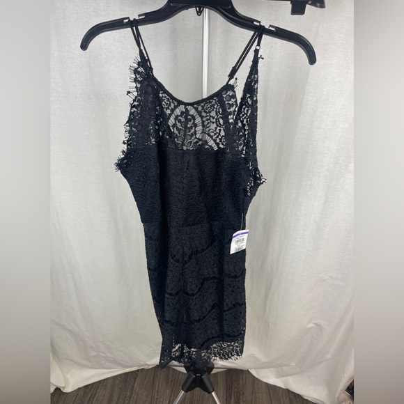 Wishlist Apparel Sleeveless Halter Lace Black Mini Dress Size Medium NWT - Picture 5 of 14